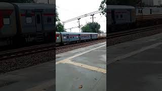 ALA HAZRAT EXPRESS LEAD P5 indianrailways viralvideo trendingvideo shortfeed shorts [upl. by O'Grady153]