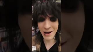 Oh Johnnie… johnnieguilbert JohnnieGuilbert [upl. by Einuj]