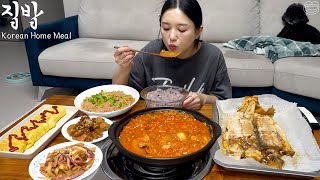 Real Mukbang This is Real Korean Home Meal ☆ Kimchi stew amp generous side dishes [upl. by Wernda]