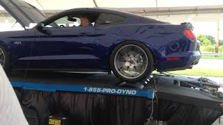 625 hp mustang with 200 shot of nitrous [upl. by Lockhart]