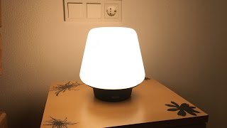 Philips Hue Ambient LED Tischlampe 800 Lumen 95W warmweißkaltweiß regelbar [upl. by Nellda161]