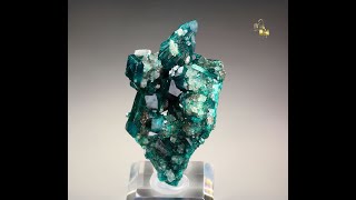 21462  DIOPTASE CALCITE Loutete Congo  Brazzaville [upl. by August158]