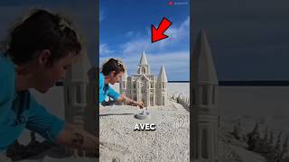 Ce garçon construit une jolie maison à la plage mais shortsvideo viralvideo [upl. by Rimahs768]