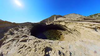 Grotte de la plage de St Antoine  grotte de lorca  à Capo Pertusato à Bonifacio en Corse du Sud [upl. by Pazit]