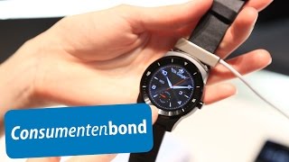 LG G Watch R  IFA 2014 Consumentenbond [upl. by Linnea]