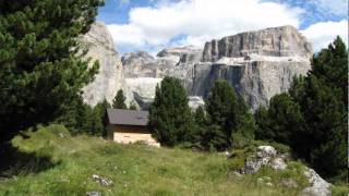 Passo Sella e Pian Schiavaneis Dolomiti [upl. by Baler]