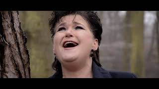 Lieneke  Waarom Official videoclip [upl. by Lorette]