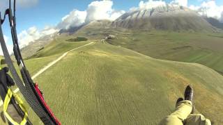 Castelluccio parapente 2012 [upl. by Giorgi954]