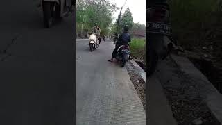 Mas nya loh rek malah freastyle dadakan😅😅😅 shorts motovlog [upl. by Xaviera167]