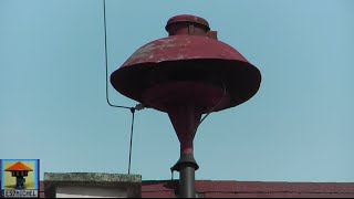 Loud quotRed Ladyquot with strong voice as german WW2 fire siren in action [upl. by Samuelson805]