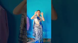 Kahin Aag lage lag jaayayoutubeshorts dance bollywood music [upl. by Etiragram]