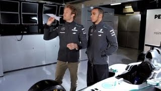 Nico Rosberg Lewis Hamilton in Formel 1 Backstage 18 Papierflieger  Only flying is more fun [upl. by Anire]