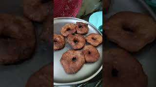 कोंबडी वडे foodshorts food happymood 😋 [upl. by Bow]