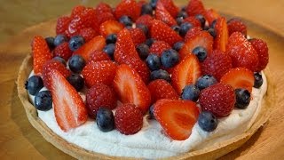 Tarte facile aux fraises framboises et myrtilles [upl. by Nolava360]