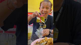 Bikin ngakak‼️begini cara makan barongko sultan vlog trending viral fyp kuebugis [upl. by Jerrome]