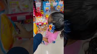 Rania Beli Jajan😎raniafamily26 cutebaby baby eskrim icecream shop funny sweet subscribe y [upl. by Ajnat]