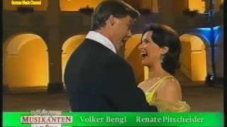 Renate Pitscheider amp Volker Bengl  Melodien von Robert Stolz Medley [upl. by Yattirb]