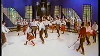 Macedonian Folk Dance  Kalajdjisko Full version [upl. by Yraek]