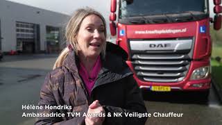 Hélène Hendriks vrachtwagenrijles  RTL Transportwereld [upl. by Ainocal788]