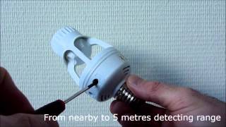 EcoSavers PIR Sensor Lamp Base Productvideo [upl. by Beattie]