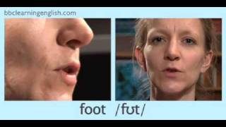 English Pronunciation 👄 Short vowel ʊ  ‘foot’ ‘put’ amp ‘good’ [upl. by Ignacio898]