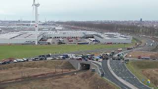 Boerenprotest in Zeebrugge vanuit de lucht [upl. by Ynnohj]