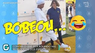 FICA ESPERTO Puyol RONALDINHO dá caneta no ídolo do Barcelona 280918 [upl. by Stuart766]