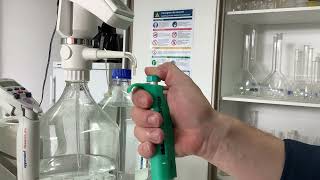 Comment utiliser une propipette [upl. by Amias57]