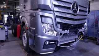 MercedesBenz Custom Tailored Trucks  Site de Molsheim Les Actros [upl. by Baxy]