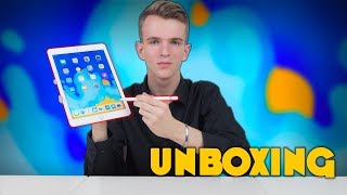 Il NUOVO iPad 2018  Unboxing e Prime Impressioni [upl. by Lilak875]