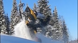 В гору Lynx Yeti 800 Army BRP SkiDoo Summit Polaris Titan [upl. by Admana]