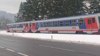 Haltestelle Lilienfeld Krankenhaus kurz vor 1215 am 6122023  öbb 5047 nach Sankt Pölten [upl. by Anstice]