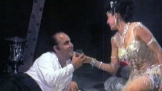 Dekhane Ki Cheez Hoon Main Full Song  Dost Garibon Ka  Govinda [upl. by Eiramacissej]