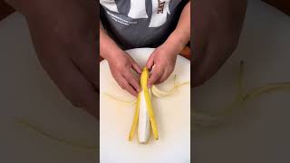 Arte mukimono con bananos  Decoración de frutas fáciles para fiestas  Decoración de mesa [upl. by Nylhtak]