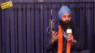 British lady learns about Sikhism  London Street Parchar [upl. by Sallee]