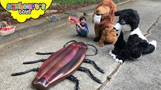 Hunt for the GIANT COCKROACH  Skyheart Daddy Lion Husky finds insects bug toys for kids [upl. by Candis]