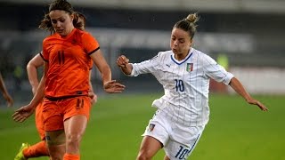 ItaliaOlanda 12  Playoff Mondiale femminile 28 novembre 2014 [upl. by Alegnad]