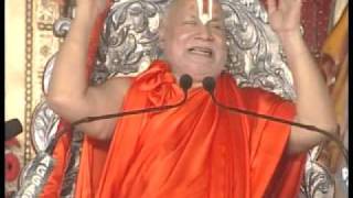 Jagadguru Rambhadracharya  Manas Dharma  15 of 18  Sundarkand [upl. by Gianna356]