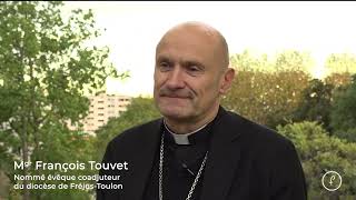 Interview  Mgr Touvet se présente aux Varois [upl. by Donall431]