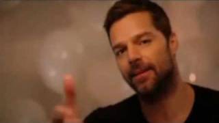 Ricky Martin  Cumpleaños Feliz [upl. by Cut]