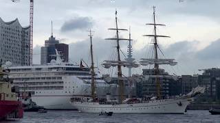 824 Hafengeburtstag  Einlaufparade mit quotGorch Fockquot  Hamburg 2013 [upl. by Utica]