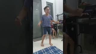 Mr Bean and Sun sing dance monkey funny🥰😁  beannguyenvlog dancemonkey english tuhoctienganh [upl. by Xanthus]