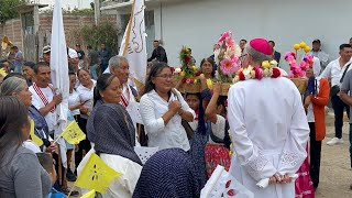 En Asunción Ocotlán así recibieron al arzobispo de Oaxaca Para realizar las confirmaciones [upl. by Froma660]