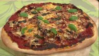 Recette de Pizza Reine  750g [upl. by Eahcim]