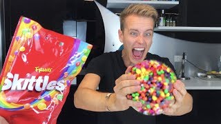 1700 Skittles EINSCHMELZEN zu einem XXL Skittle 😍😳  Julienco [upl. by Zabrina]