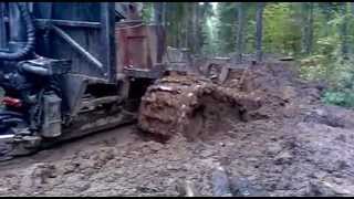 Valmet 8403 in mud [upl. by Shu]