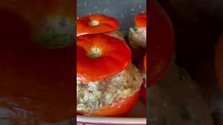 Tomates farcies en cuisson miam 😋 bon appétit [upl. by Idnym]