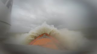 Storm op het IJsselmeer [upl. by Allehcram]