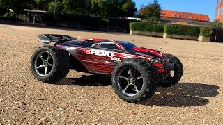 Traxxas Mini ERevo VXL 116 Brushless Tarmac Test 2S LiPo vs 2x2S Parallel LiPo [upl. by Aihsa854]