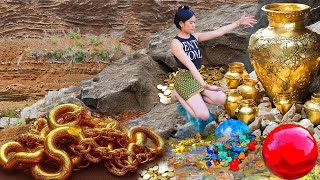 Hunting for gold treasures using digging tools We found discarded gold in the river [upl. by Calendre314]